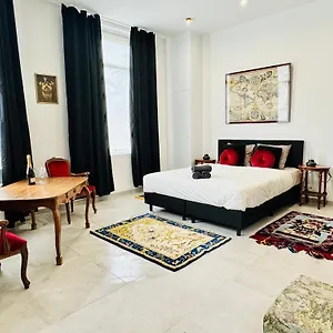 Bed & Breakfast Maison, Gent