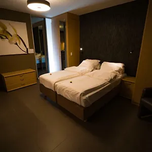Couette-café Su'ro, Gand